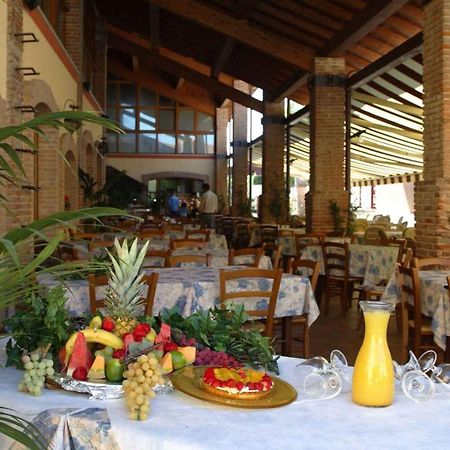 Camping Bella Italia In Peschiera Del Garda - Gardasee Apartment Luaran gambar