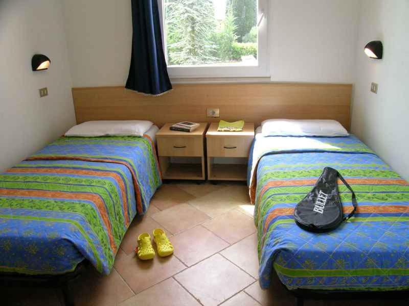 Camping Bella Italia In Peschiera Del Garda - Gardasee Apartment Luaran gambar